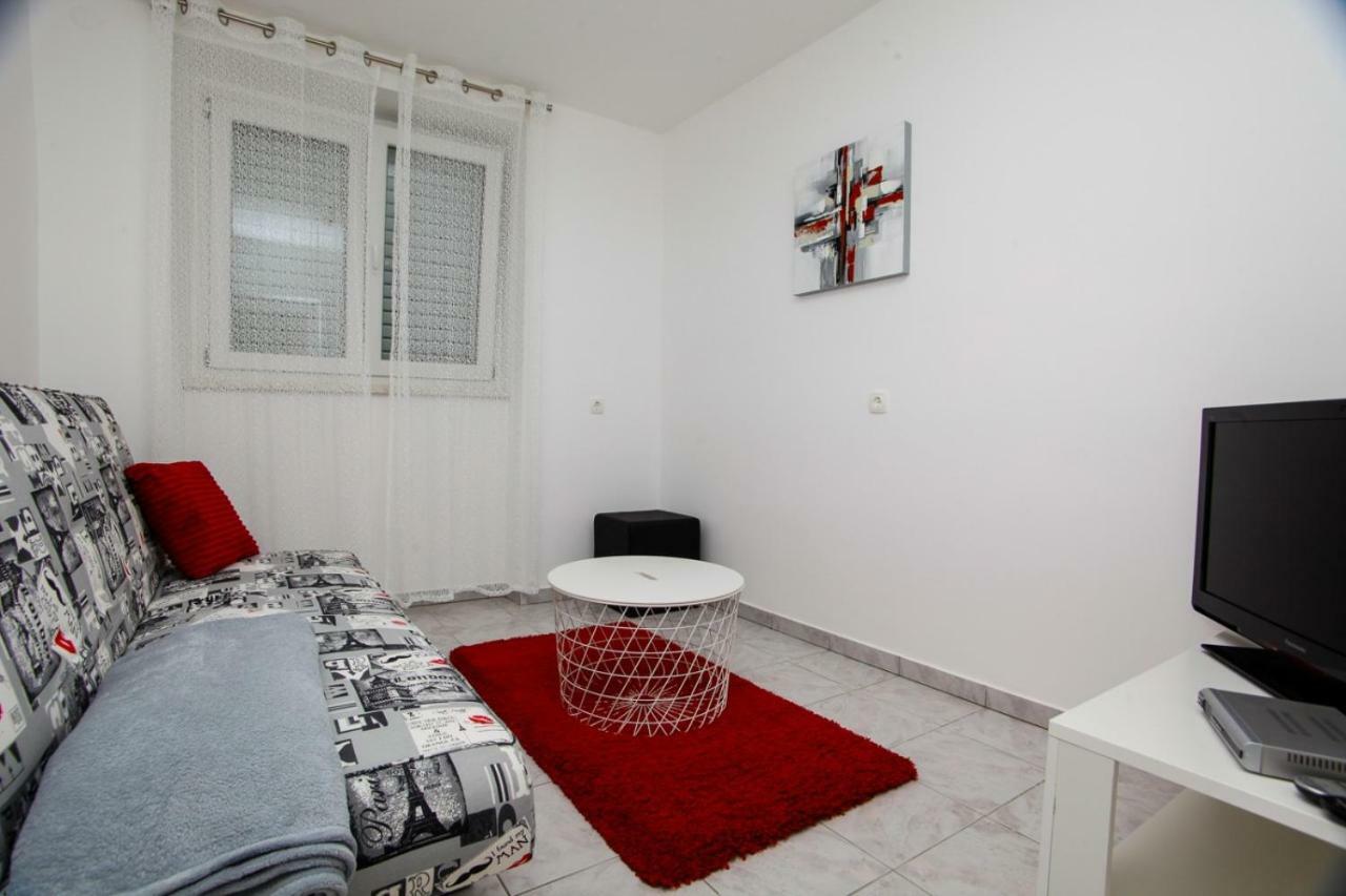 קריקווניצה Apartments Marta מראה חיצוני תמונה